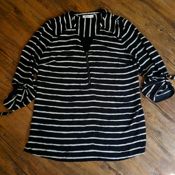 Nursing blouse - Picture 1 of 5
